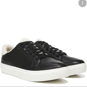 Dr. Scholl's Black and White Women's Sneakers